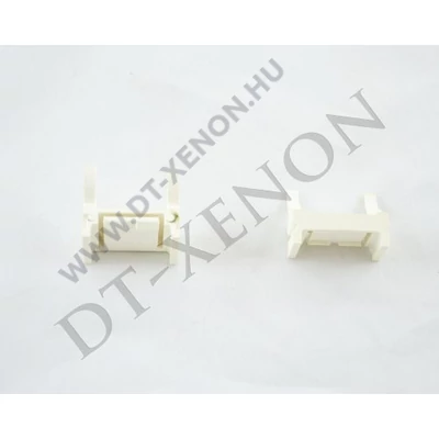 Xenon izzó adapter H7 Ford Focus III 2010-2014